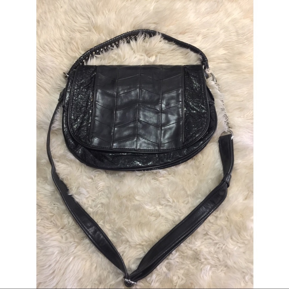 BCBG maxazria Black leather chain bag silver croc